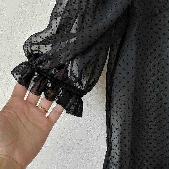 Allen Schwartz Swiss Dot Ruffled Black Blouse S - Picture 3 of 6